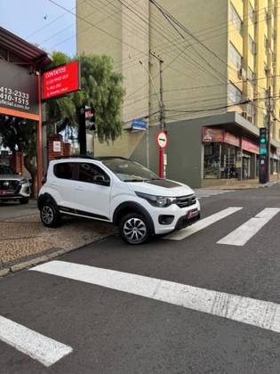 FIAT MOBI 1.0 EVO FLEX TREKKING MANUAL FIAT MOBI 1.0 EVO FLEX TREKKING MANUAL
